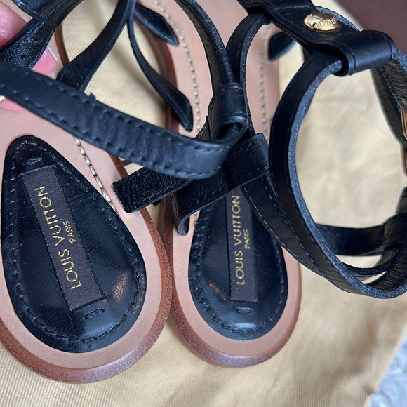 LOUIS VUITTON Black Gladiator Style Sandals - Picture 4 of 6